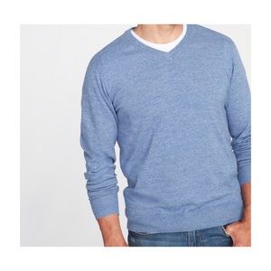 Old Navy men’s V neck sweater